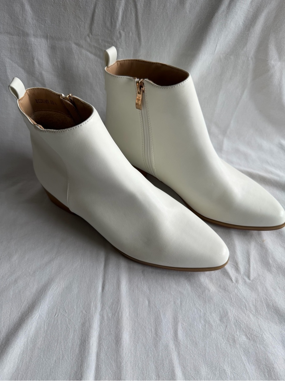 IDIFU White Leather Ankle Booties with Copper Zipper